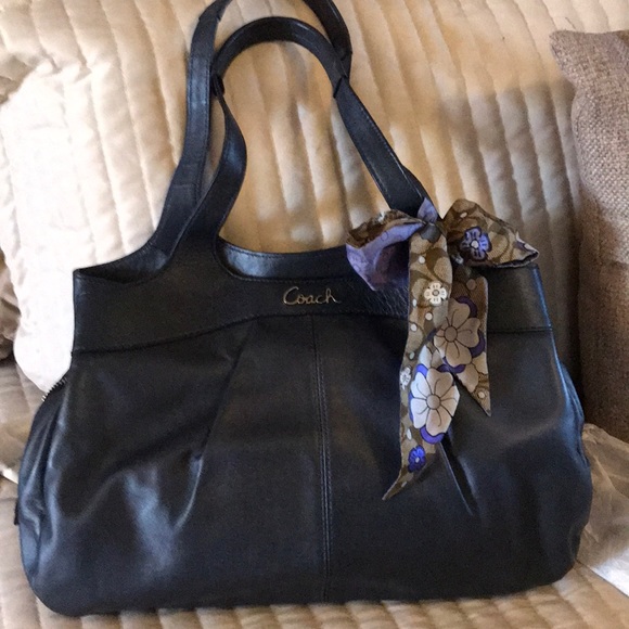 Coach Handbags - Coach leather handbag